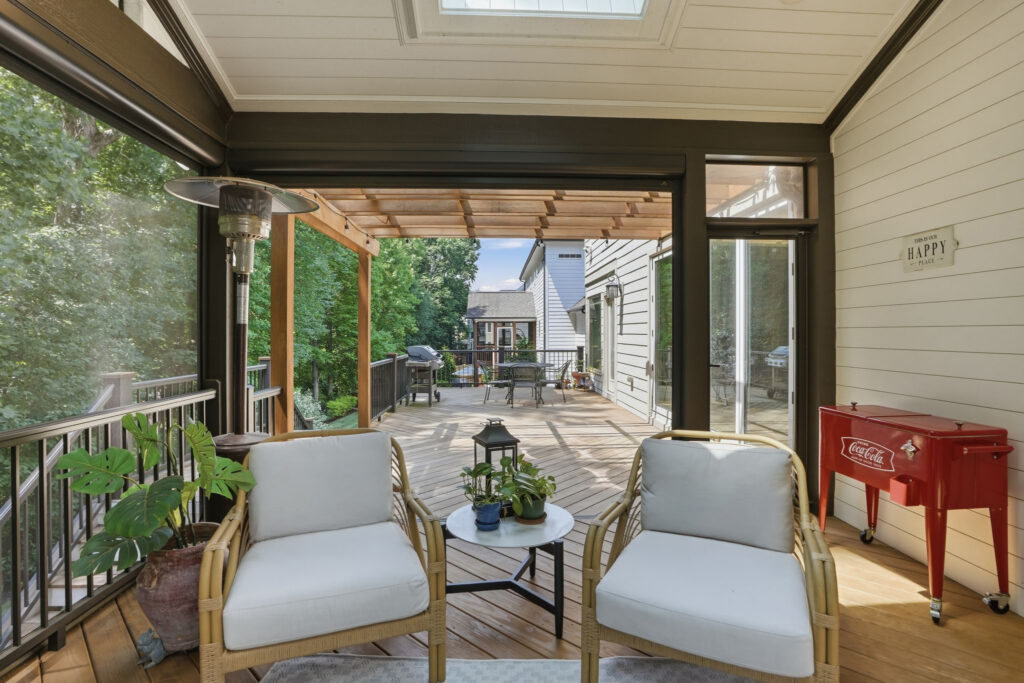 Holly Springs, North Carolina realtor; Sunset Oaks Holly Springs NC; Heather Donovan Real Estate; 137 Aspenridge Drive